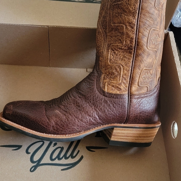 Men's size 10.5 - Picture 14 of 15